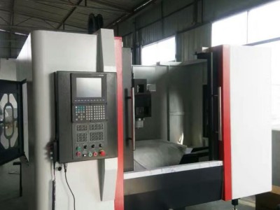 友泰850加工中心 小型加工中心 数控加工中心机床 台湾新代加工中心机床