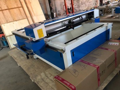 深雅1325齿条激光巡边切割机  齿轮齿条传动数控激光切割机床