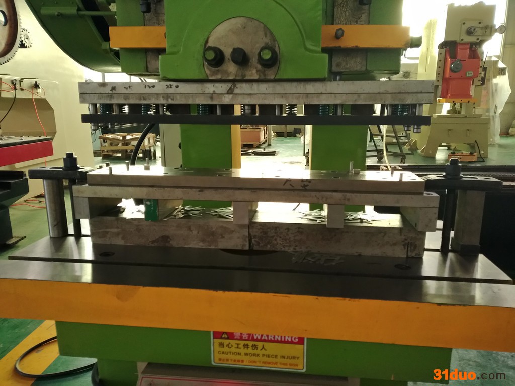 一锻机床  JB23-25t 机械传动25吨冲床