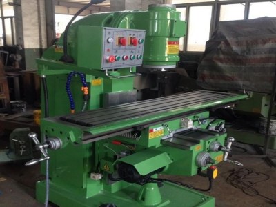 山东龙泽数控机床  铣床X5032 立式升降台铣床实体厂家