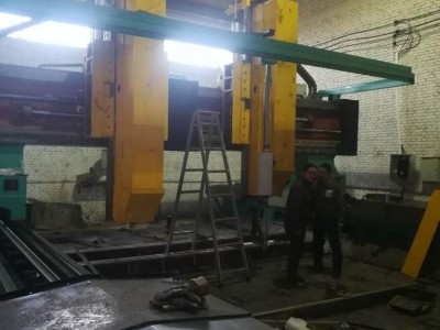重型龙门铣床 大型龙门铣床 X160-40 动柱数控龙门铣床 定制数控非标设备 设计制造 价格低的  性价比高的