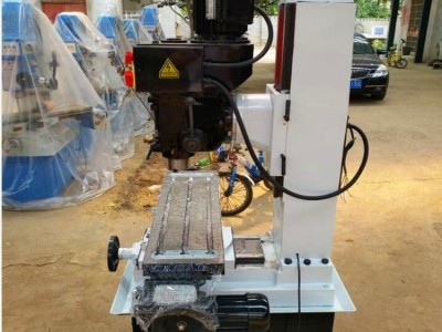 广纳机床     ZX50C钻铣床    齿轮传动   质保36个月