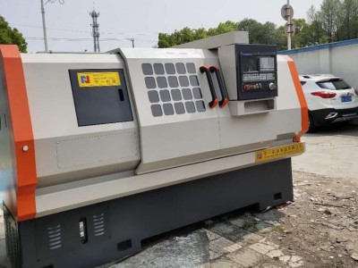 上海海起机电科技销售部 优惠供应CK6150*1000 数控车床  机床厂家 代销数控机床零配件