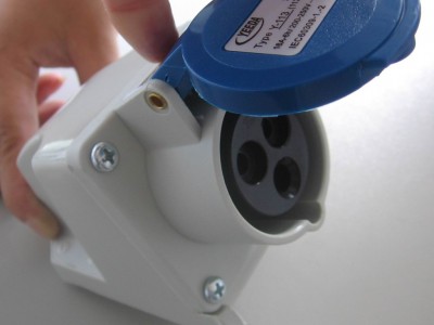 供应YEEDA怡达IP67工业明装插头、插座