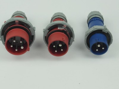 4芯32A工业插头MN3402航空防水插头IP67三相四线插头