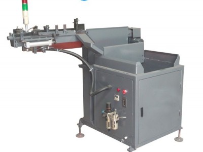 连云港中频炉自动上料机圆钢棒料加热自动送料机