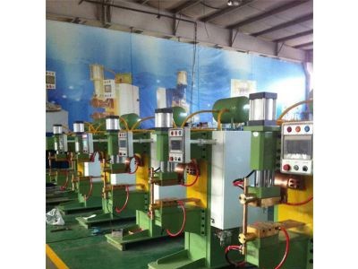 武汉索亚特低价销售电阻焊机 、交流点焊机、中频逆变点焊机。螺母输送机、龙门丝网焊机 武汉索亚特中频点焊机