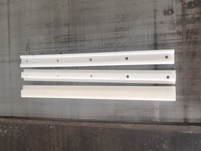 龙瑞  定做  超高分子量聚乙烯导轨条   白色耐磨导轨条    导轨条