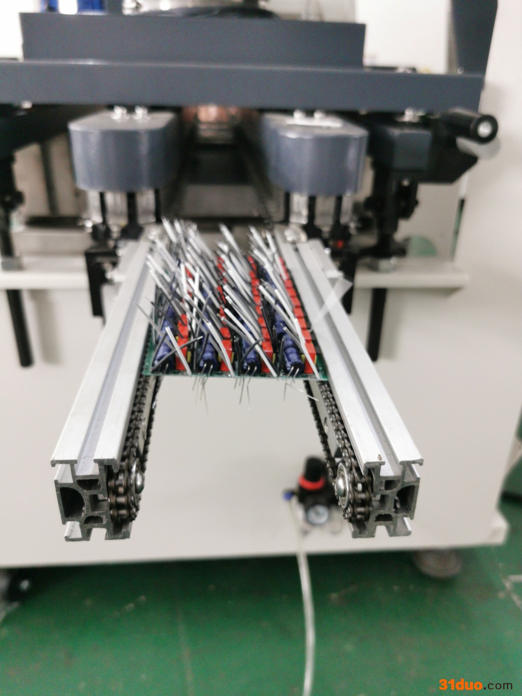 鑫东XD-200MC-LF 长脚波峰焊 元件脚长不再担心人工浸焊 长脚波峰焊机 不掉板不卡板不连锡不漏焊的波峰焊