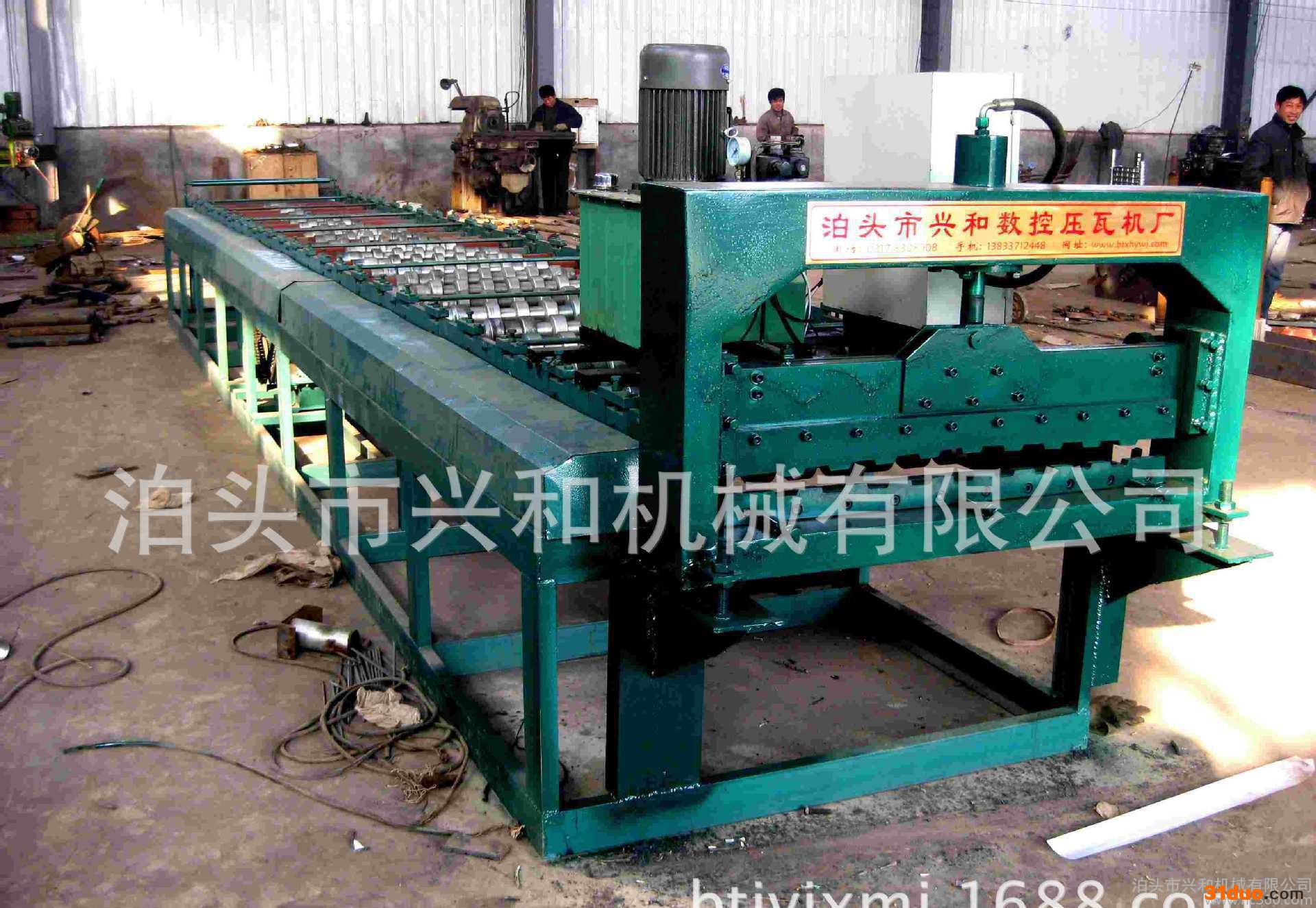 兴和机械800型全自动卷帘门-各种彩钢机械压瓦机设备