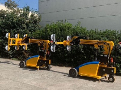 鼎东电动旋转玻璃吸吊机  幕墙安装机械手  搬运玻璃助力机械手