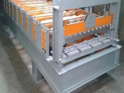 优良彩钢全自动彩钢机械设备800型全自动彩钢琉璃机械设备