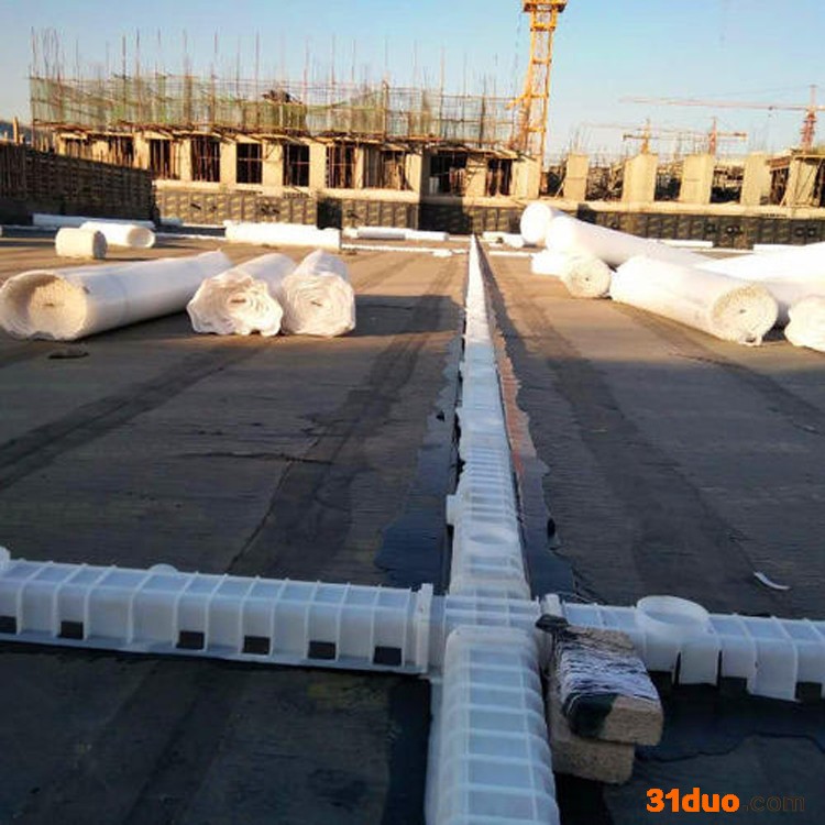 屋顶花园凹凸HDPE虹吸排水板 地下车库园林绿化路基虹吸复合排水板