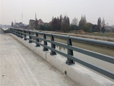 驰越 交通防撞护栏 防撞护栏 路边防撞护栏 燃气管道防撞护栏 长期现货