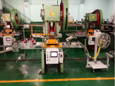 IPAD保护膜模切机 手机电子车标屏幕 保护膜模切机 透明材料