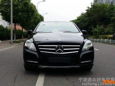 途众好车奔驰R300 黑色二手车