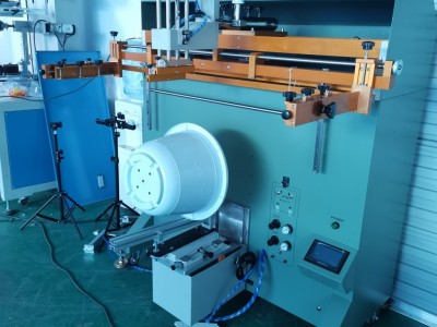 桂林丝印机厂家手机外壳丝网印刷机厂家