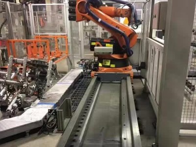 工业机器人    二手机器人，机器人雕刻，机器人石雕  机器人打磨   机器人去毛刺