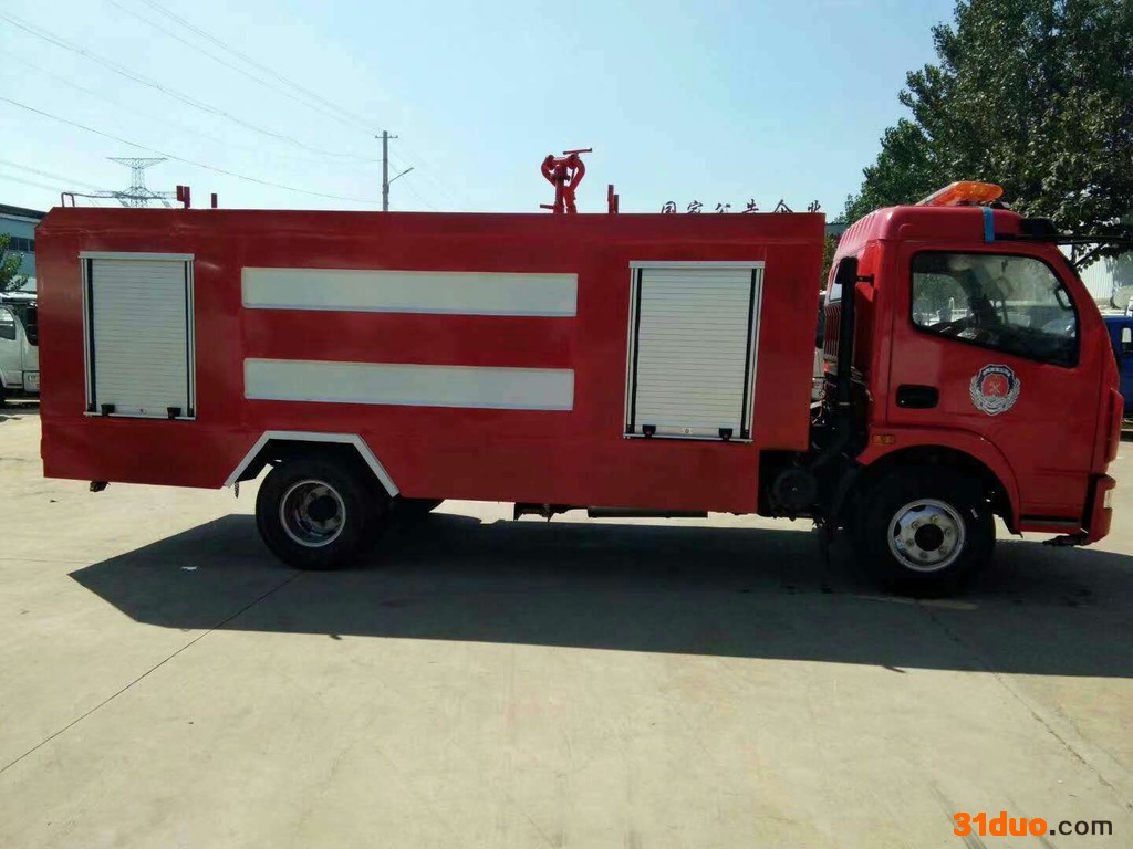 转让退役二手车消防车 5吨消防车小型唐骏3吨水罐消防车