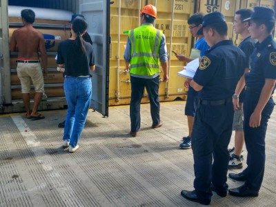 广西钦州港、防城港、北海港报关报检与国际海运、拖车、仓储等现代物流服务 广西报关报检