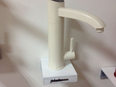 供应热水龙头即热式