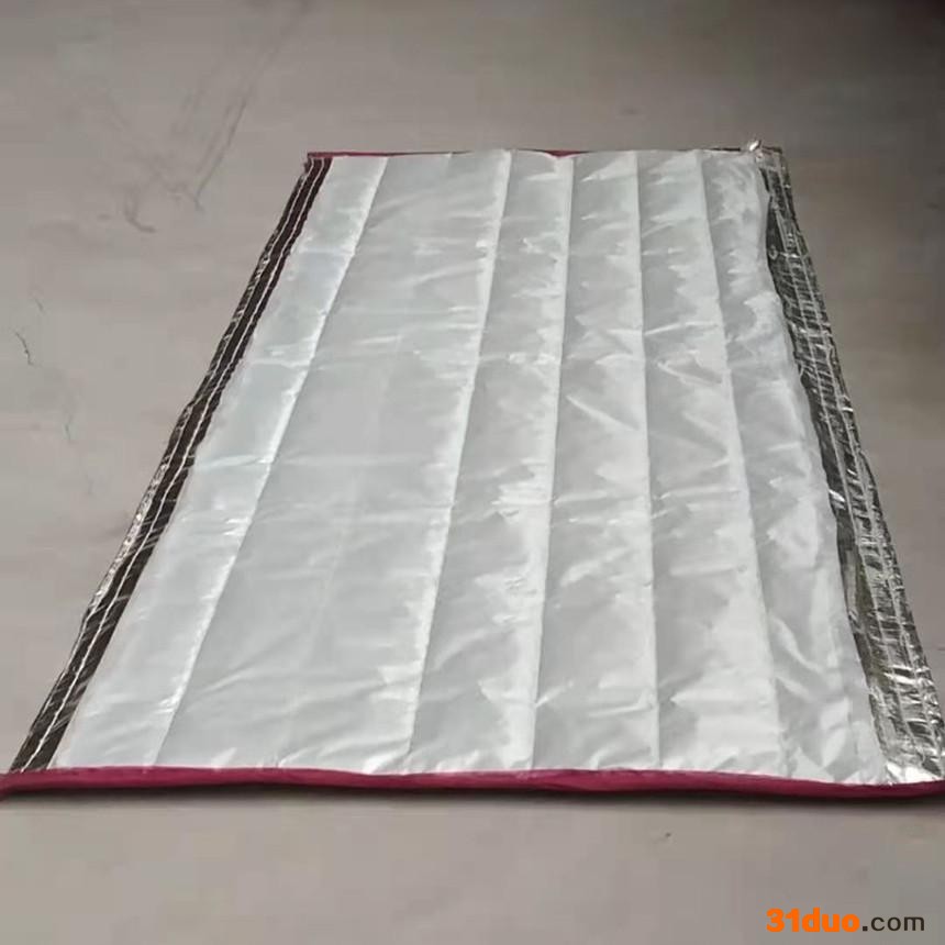 华强保温建材 供应铝箔布保温被 铝箔布岩棉被 混凝土保温材料