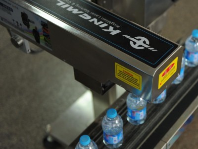 苏州金米兰CO2全自动在线激光喷码机建材打标机