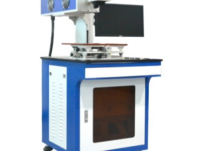 大鹏CO2激光打标机射频管皮革非金属打码亚克力木板画雕刻机