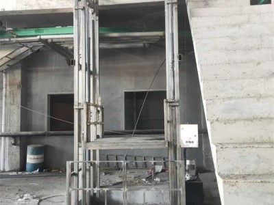 江西不锈钢导轨式升降机 皮革厂不锈钢升降货梯 江西不锈钢升降机厂家