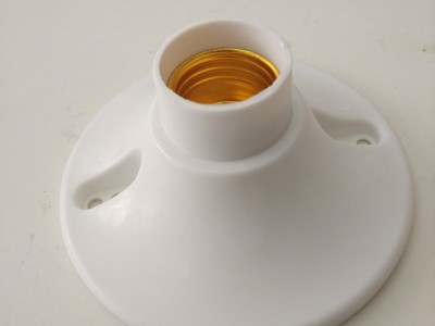 **802塑料生产塑料大平座灯口大功率 E27螺口 吸顶式 工程灯口座 厂家直供 平灯座