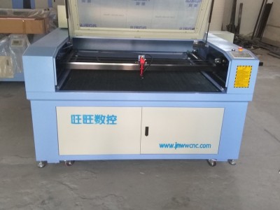 全自动海绵皮革激光切割机木板雕花激光雕刻机 橡胶板激光雕刻机