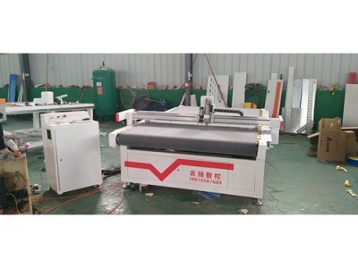 名扬定制 自动送料振动刀切割机 高频震动刀裁切机   软包沙发裁剪切割机 布料皮革裁剪下料机