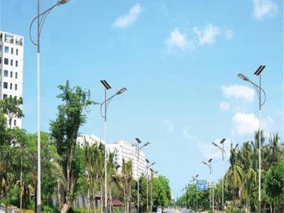 河南路灯 路灯生产商  可定制路灯太阳能路灯道路灯太阳能LED路灯厂家公路照明灯