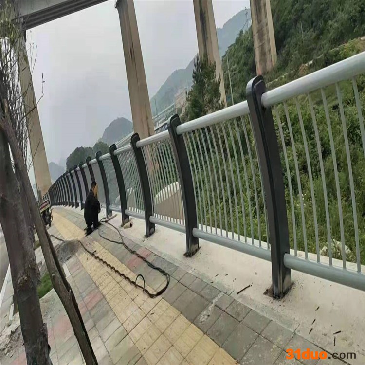 梦语供应桥梁灯光护栏 灯光护栏厂家 灯光护栏