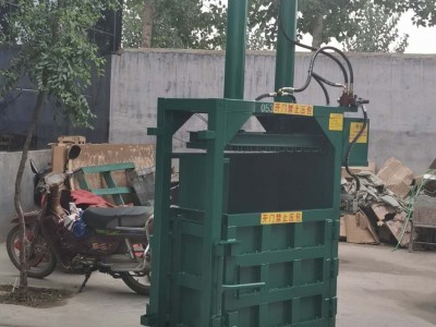 废料压块机 纺织品压缩打包机  启航可乐饮料瓶压包机