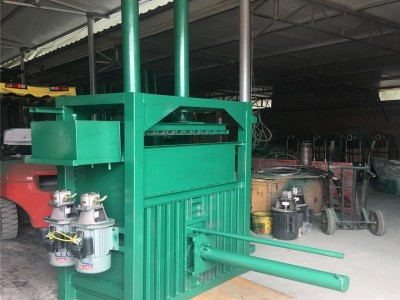 小型废纸打包机 纺织厂余料压包机 大压力油桶挤扁机