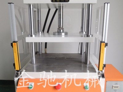 供应金驰品牌 台式电动冲床JB04-2T 其他大小吨数油压机 欢迎定制 五金配件冲压