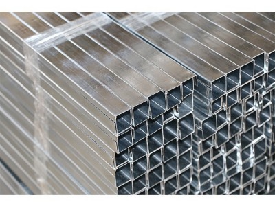 供应【亚争五金】轻钢龙骨  轻钢龙骨厂家想