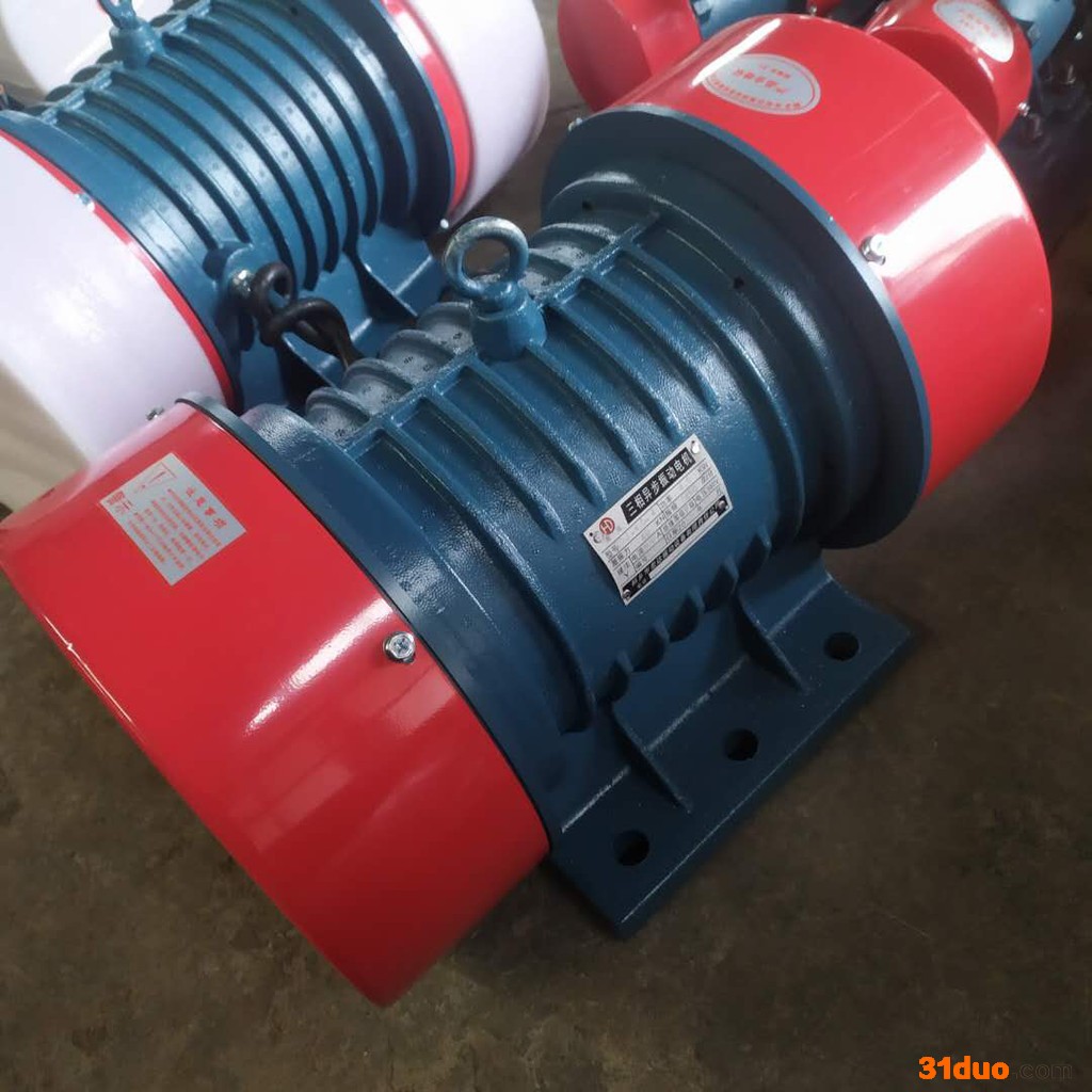 桥梁专家高频振动器 振动平台 给料机 新乡宏达专业生产XUM-26-6功率1.9KW6级振动电机