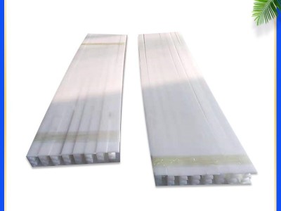 弘羿定制聚乙烯链条导轨 耐高温pe导轨 自润滑高分子链条导轨