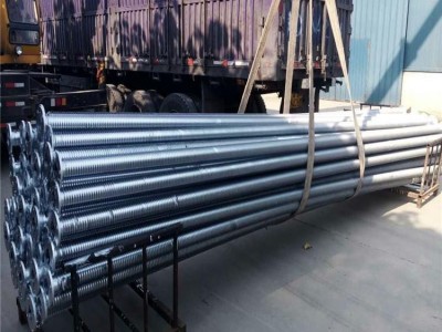 春光齐全 钢制高频焊暖气片 春光牌钢制翅片管散热器 各种蔬菜花卉大棚专用