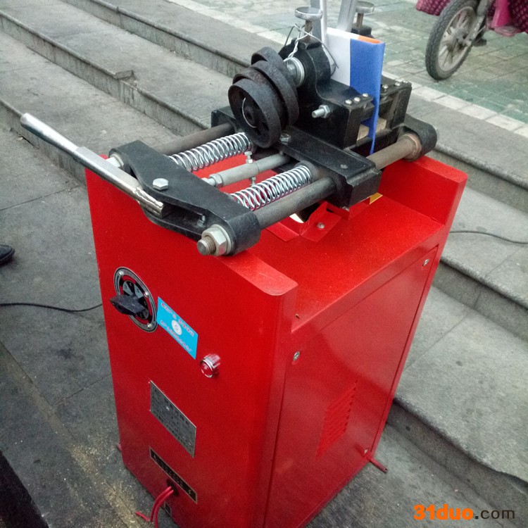 钢筋对焊机 山东纽威达供钢筋对焊机 UN100钢筋材料对焊机