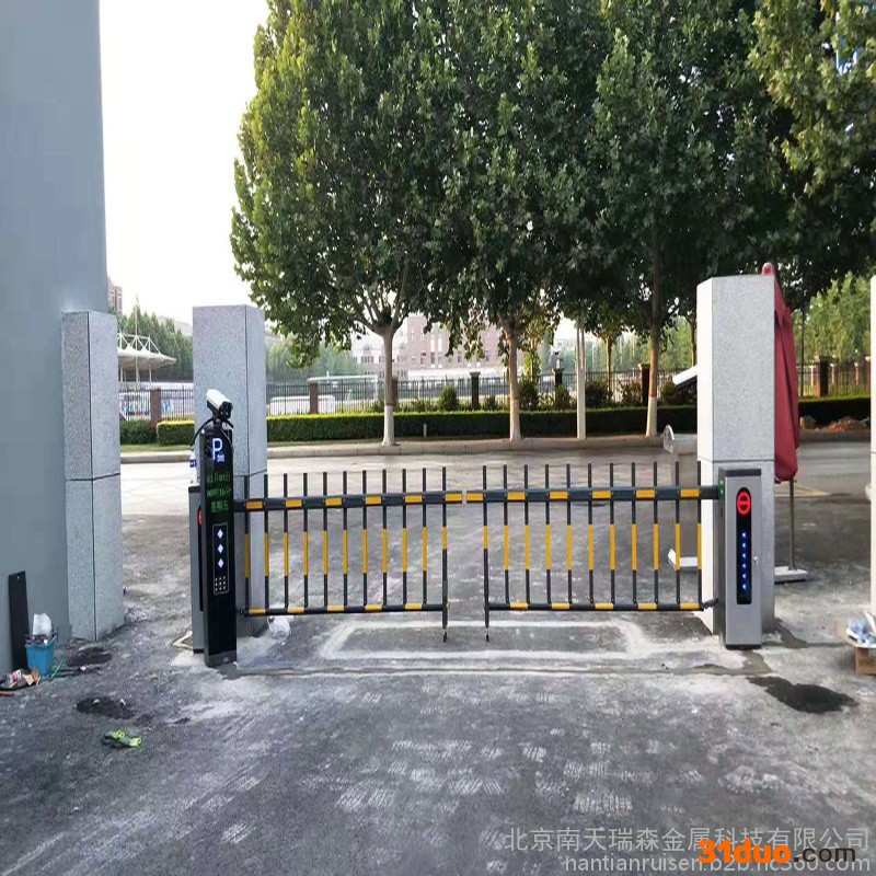 出入口小区停车场道闸 南天瑞森 D118车库道闸 手动道闸价格 小区停车场道闸 停车场系统安装 靠谱厂家