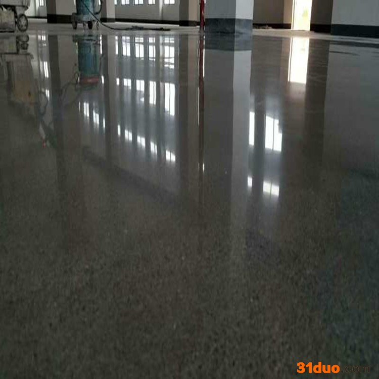 车库固化剂地坪 停车场地面起砂处理 河南泽鑫地坪施工