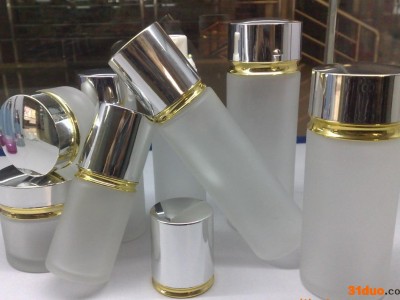 供应包装瓶丝印商标,烫金银厂家,化妆品玻璃瓶喷色