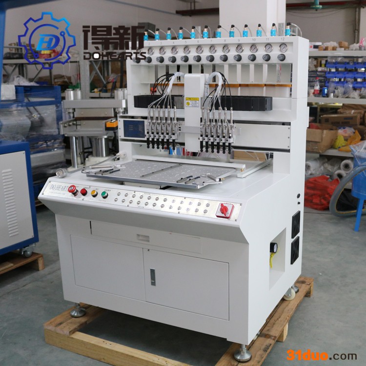 供应PVC软胶商标 滴塑机 滴胶机 软胶商标设备