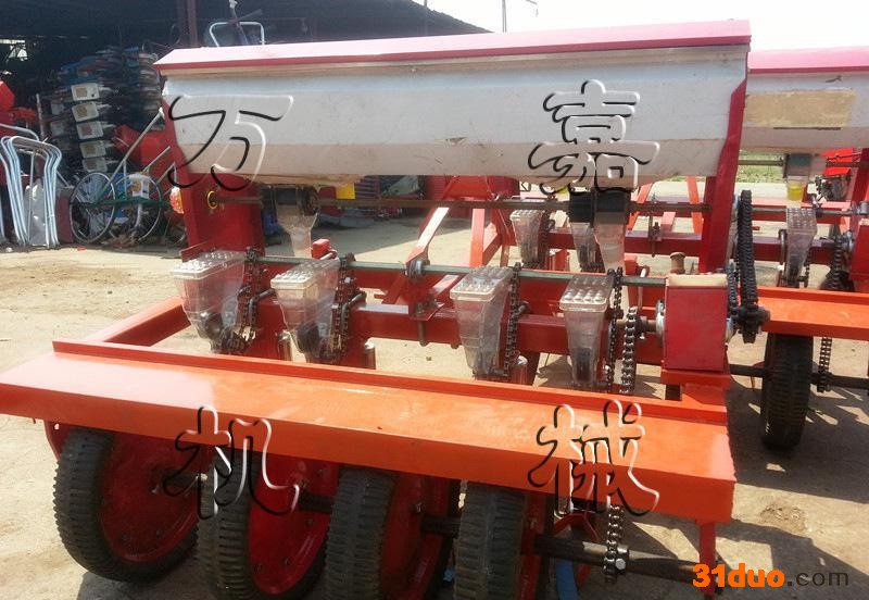 谷物播种机 小麦播种 家用拖拉机带动播种 蔬菜种子播种施肥机