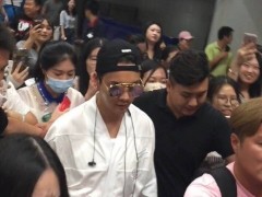 面对粉丝接机陈伟霆再疲惫也要暖心回应