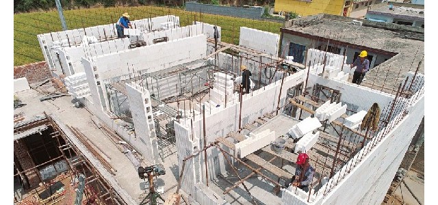 新植桃树夏季怎样修剪？